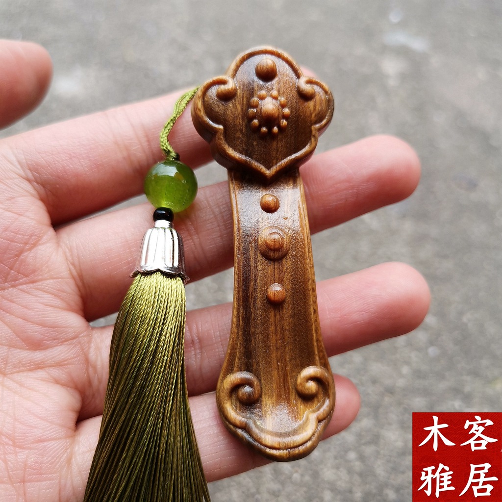 93成交17套木雕工艺品人生如意人参寓意摆件铁梨木实