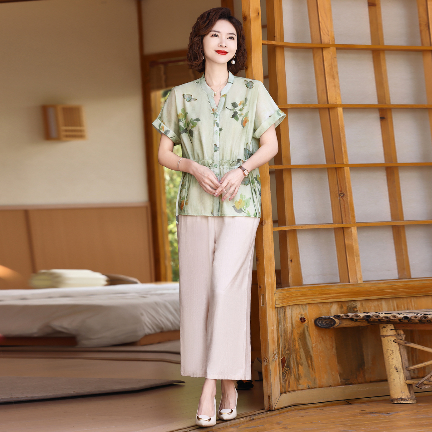 中老年妈妈装夏季套装女时尚减龄大码衬衫薄上衣裤两件套宽松显瘦