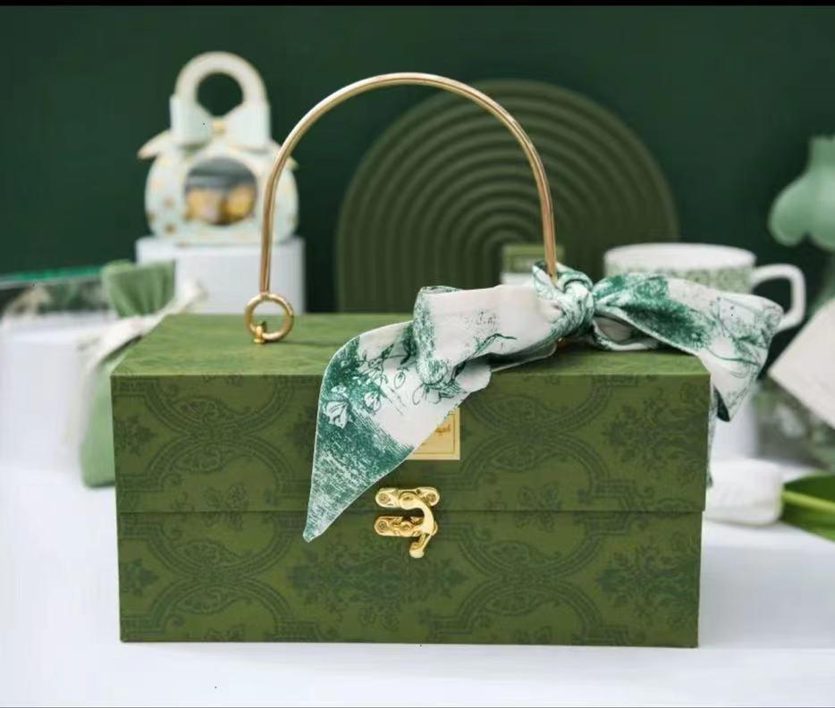 高级复古轻奢礼盒小红书爆款网红手提伴娘伴郎伴手礼物空盒子包装