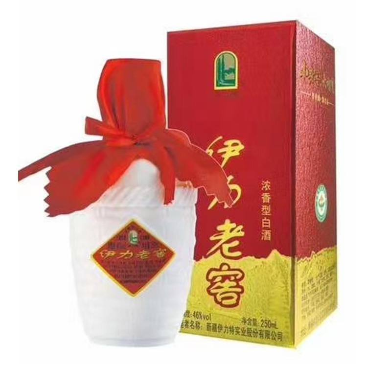 新疆白酒伊犁老窖浓香型白酒(250ml*10瓶)/箱批发一件代发