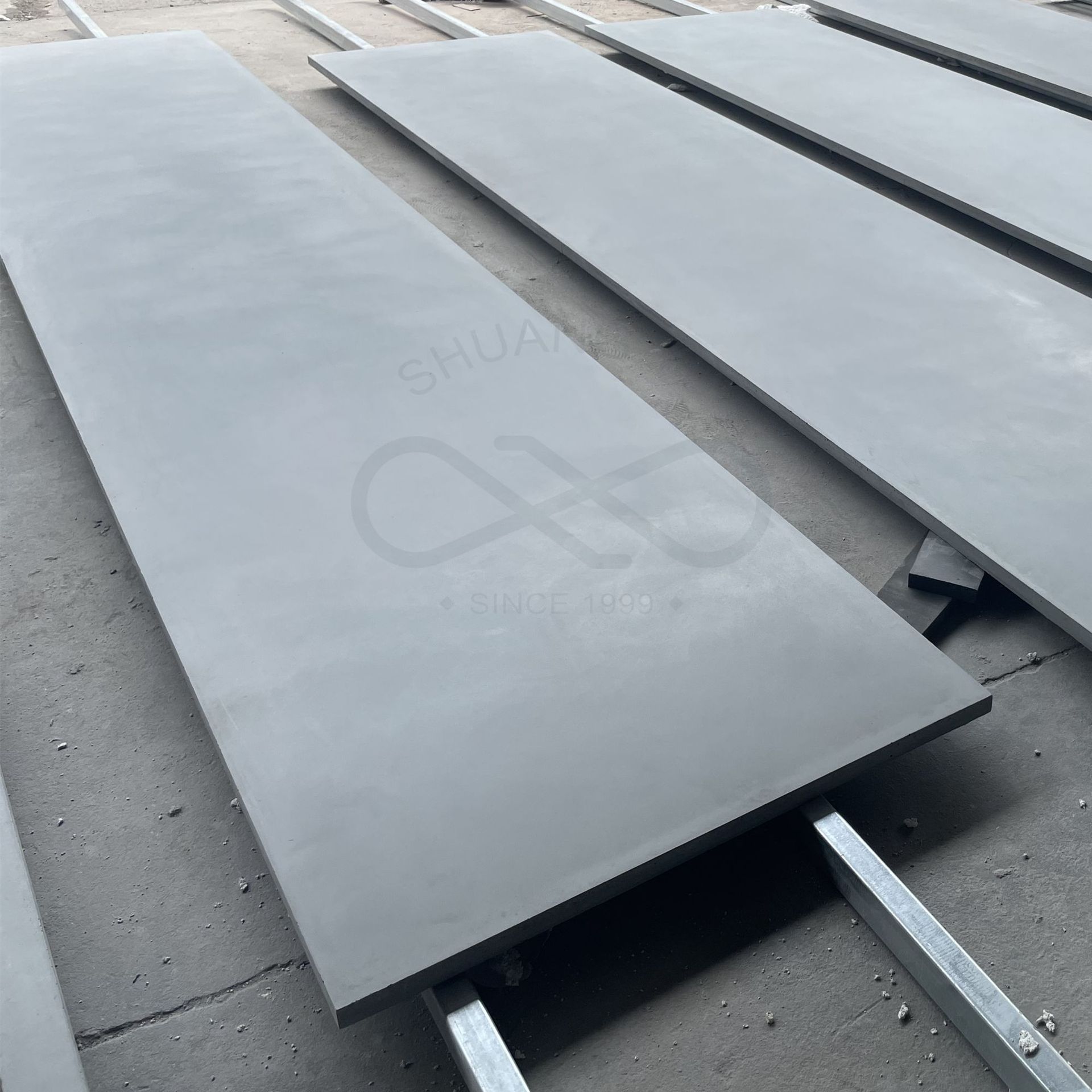 专业供应 加大加厚清水混凝土板 清水板大板厂家 水泥外墙预制板