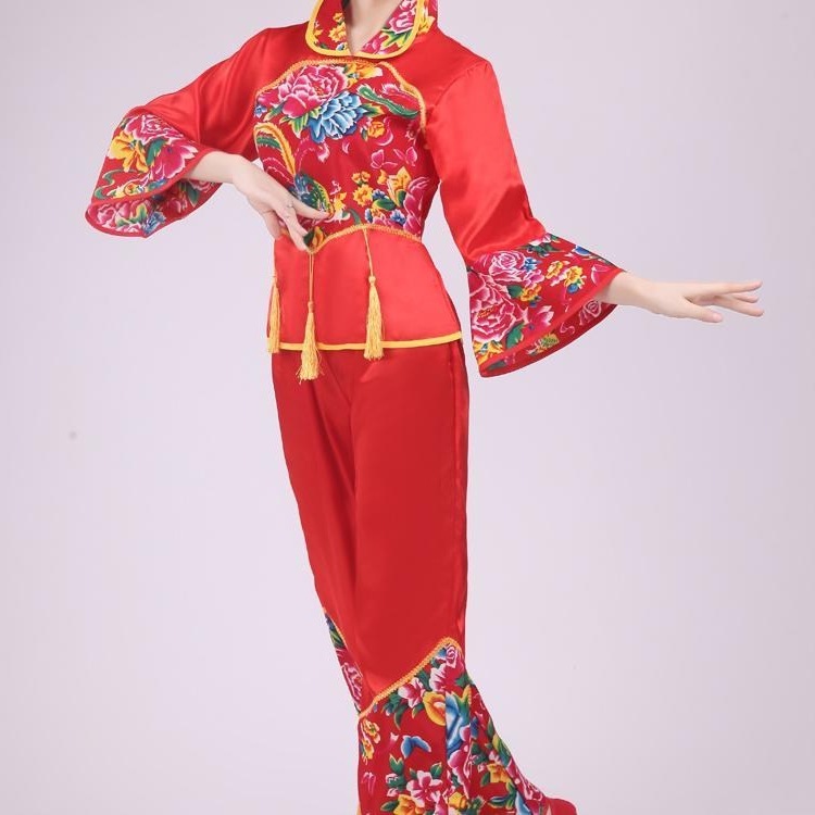 新款秧歌服女装民族舞蹈演出服装腰鼓舞扇子舞广场舞表演服装