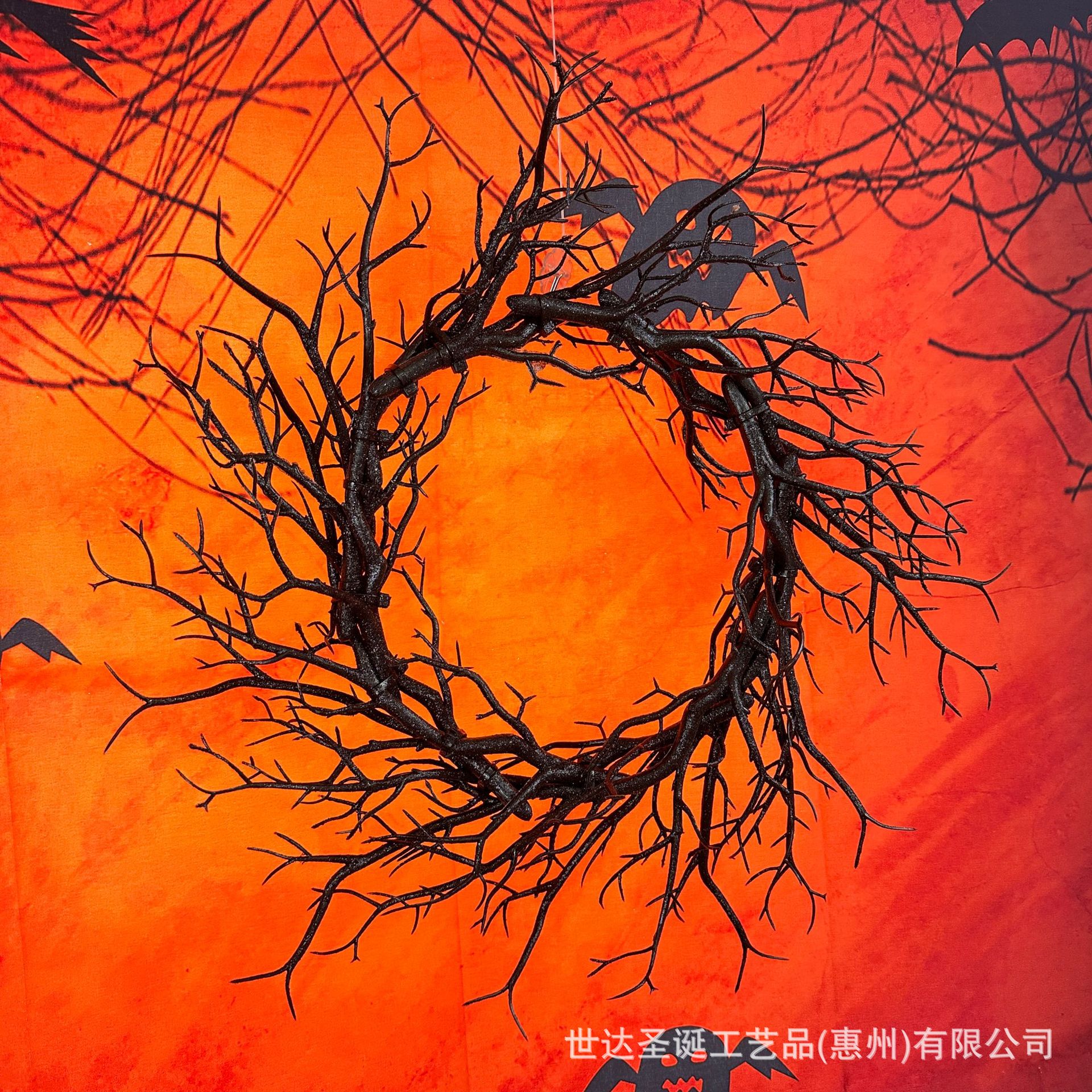 万圣节枯枝花环鬼节恐怖装饰发光黑色树枝花环枯枝鬼节场景装饰品