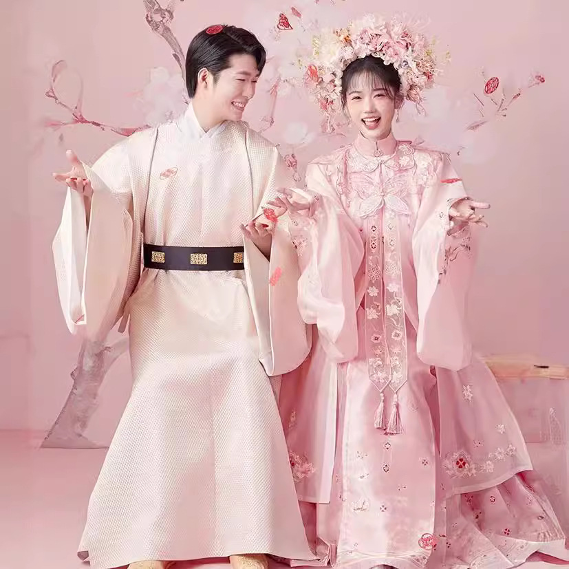 2024簪花情侣服装新娘婚纱照粉色古风国风影楼拍照汉服服装古装