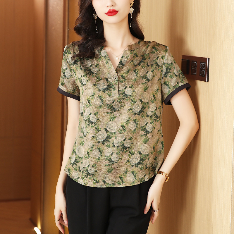 香云纱衬衫女短袖小衫夏季装新款中年妈妈宽松遮肚子碎花洋气上衣