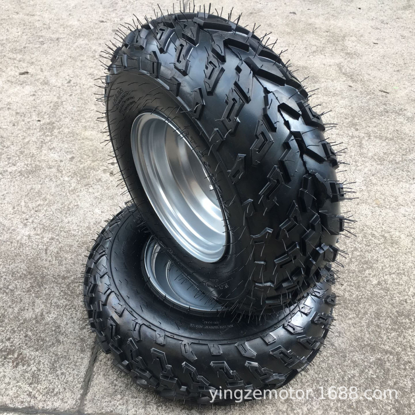 四轮卡丁车 大公牛沙滩车 23x7-10寸真空越野轮胎带铁轮毂一套