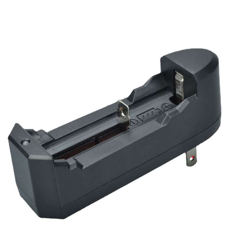 18650锂电池充电器单槽单充18650 26650手电筒充电器3.7v 4.2v