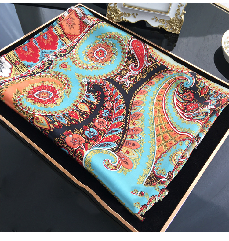 时尚大气重磅素绉缎佩斯利花纹真丝大方巾女围巾大披肩送妈妈丝巾