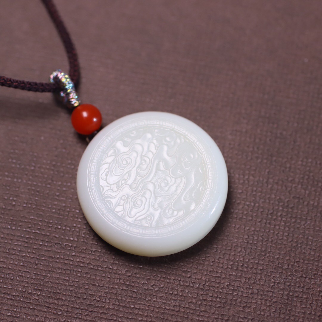 批发和田玉白玉祥云牌玉吊坠 云纹玉坠子挂件祥云圆牌 真玉配证书