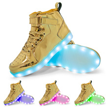 厂家专供跨境LED灯高帮板鞋发光鞋男女童充电舞蹈男女大码板鞋