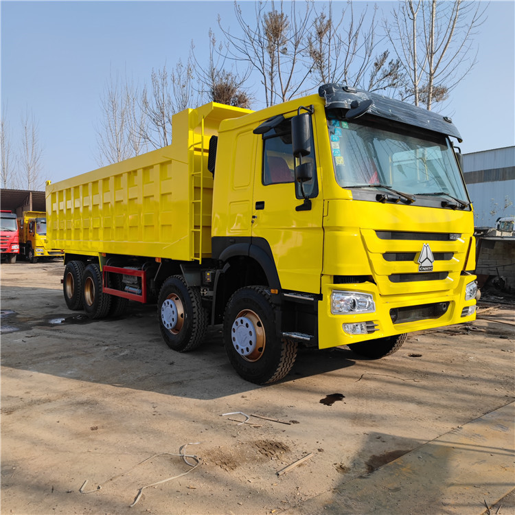 北京出口非洲二手豪沃自卸车双桥泥头车 12轮翻斗车 371马力 国三