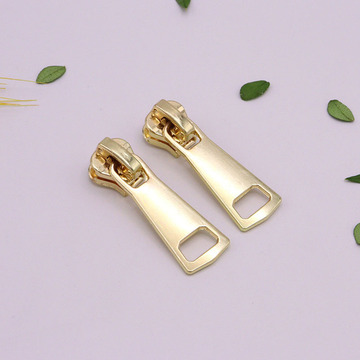 5号树脂拉链头拉头衣服配件拉头5号挂镀拉链头五金件