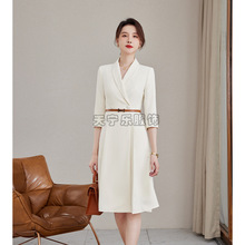 白色连衣裙女夏季高级感2024新款气质职业正装主持面试西装裙套装