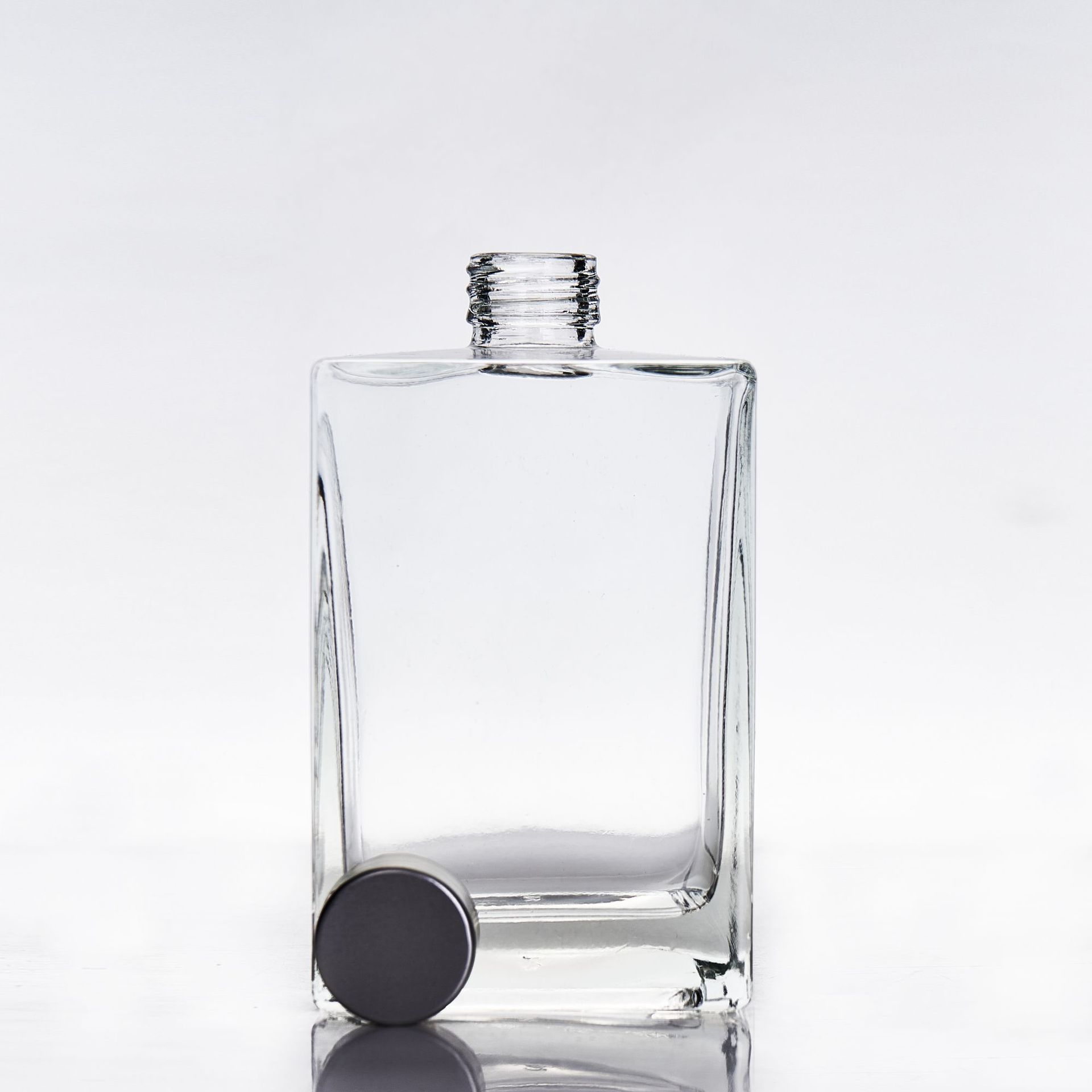 580ml方形酒瓶外贸威士忌酒瓶伏特加酒瓶龙舌兰酒瓶朗姆酒玻璃瓶