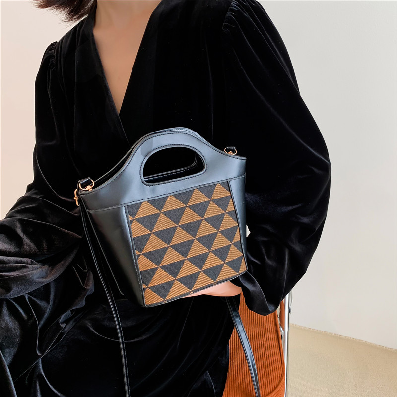 Foreign Trade Bag Women's Bag Autumn Tide Stylish Good Texture Bucket Bag Portable Small Square Bag Rhombus Casual Shoulder Crossbody Bag