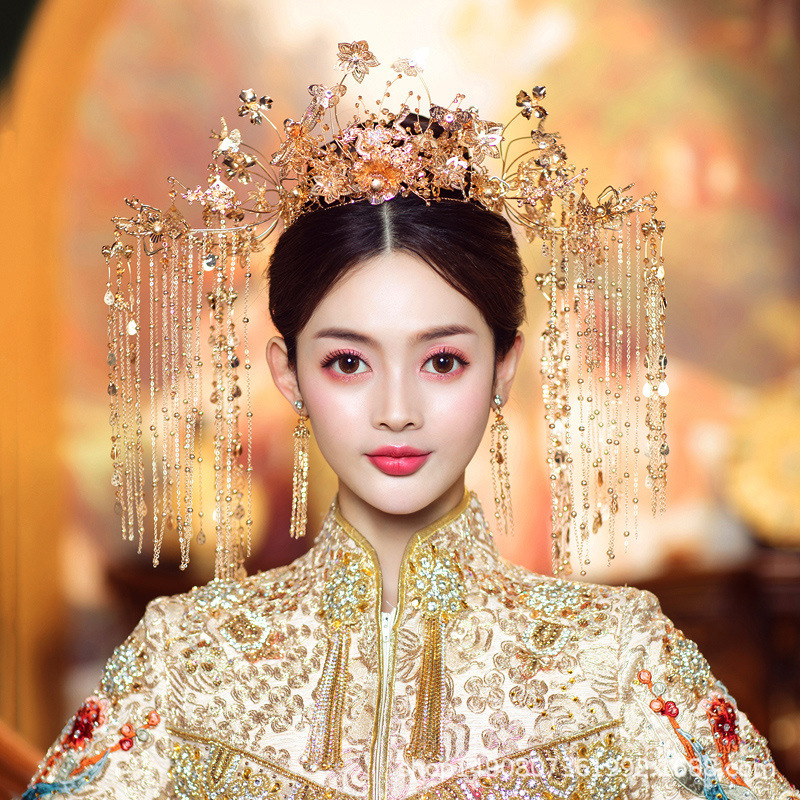 秀禾头饰2022新款简单大气中式新娘结婚秀禾服发饰流苏凤冠红色女