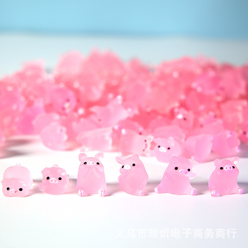 Mini Luminous Pig Cute Online Celebrity Style Small Pink Pig Doll Handmade Diy Jewelry Decoration Keychain Pendant