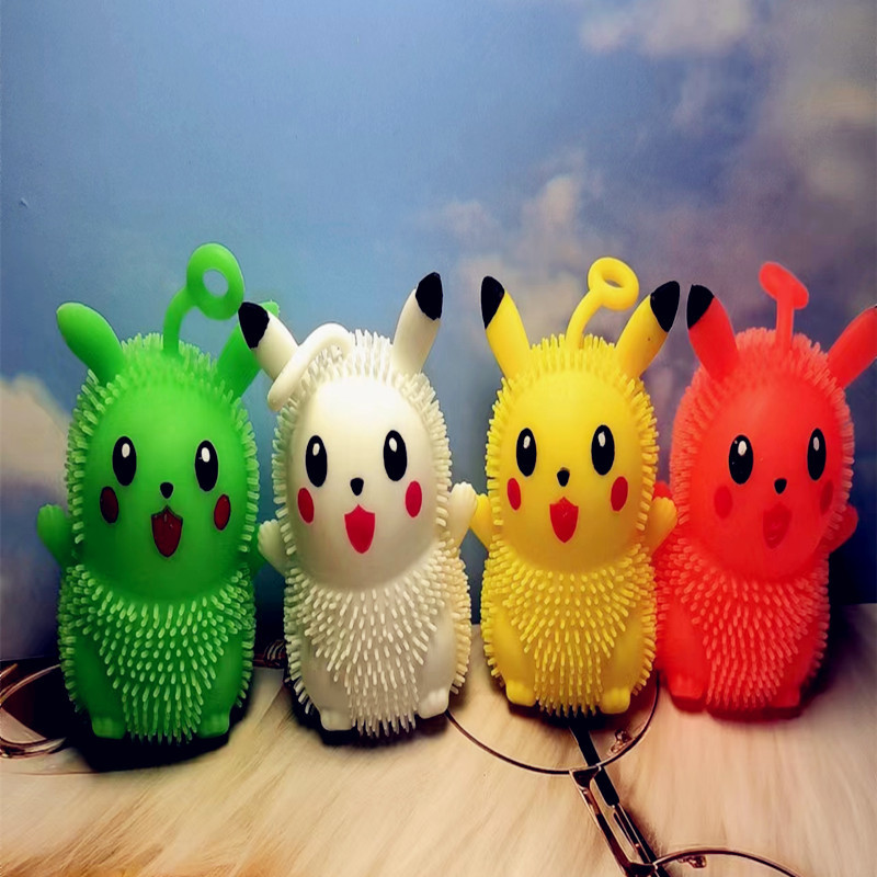 超萌皮卡丘闪灯款发光毛毛球tpr软胶可爱小新儿童解压玩具源头批