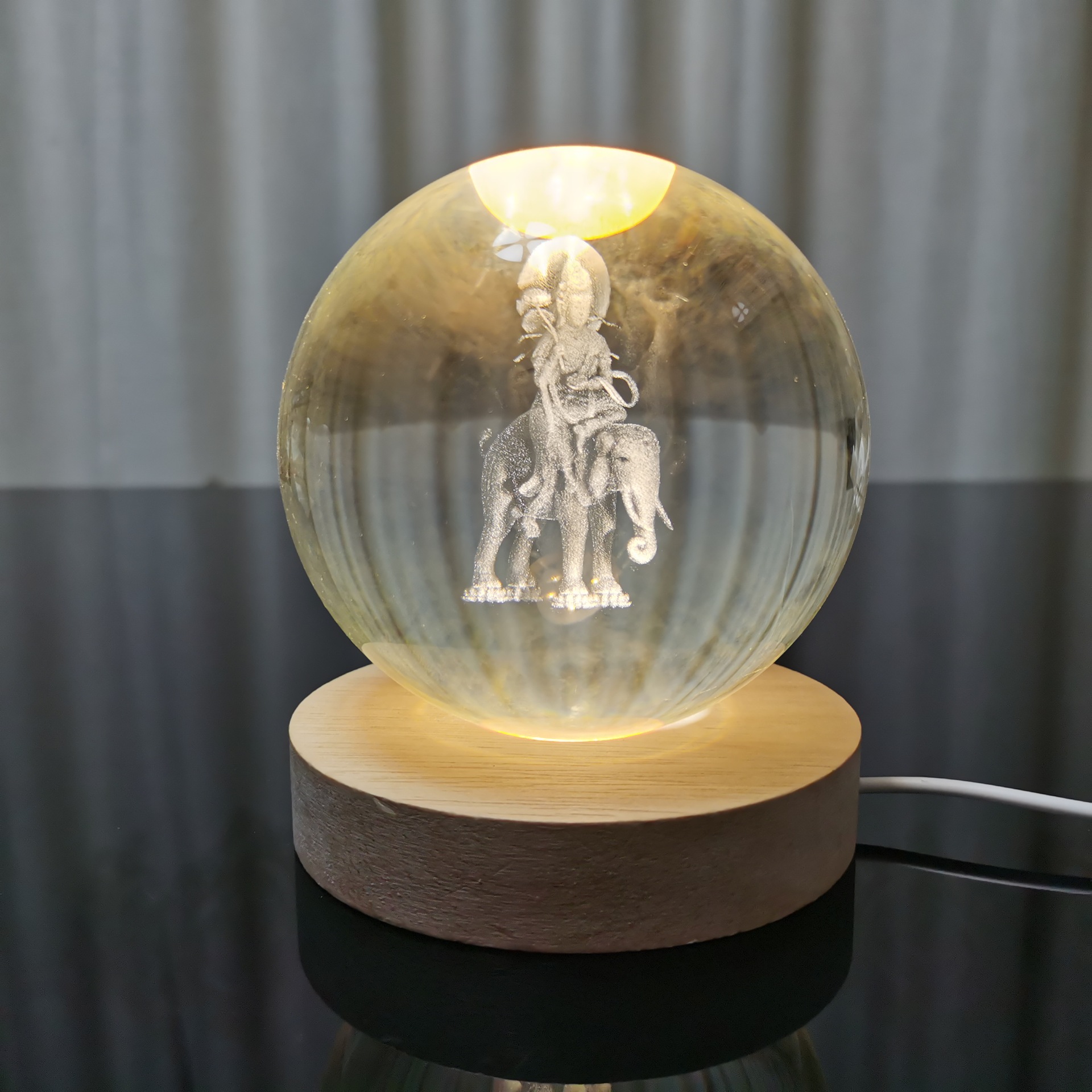 水晶球内雕佛像摆件水晶阿弥陀佛西方三圣佛教用品观音菩萨佛像