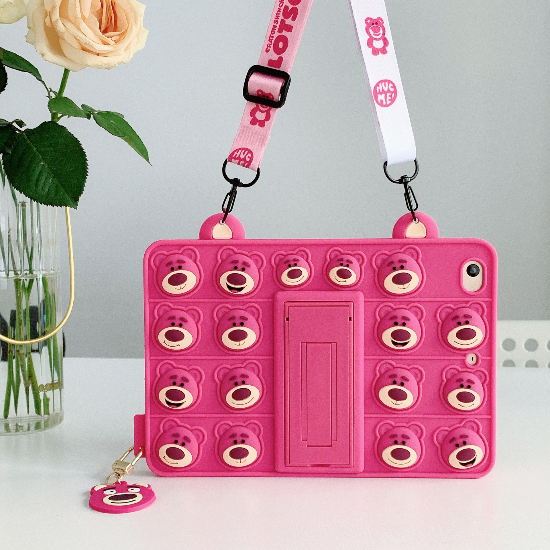 草莓熊适用苹果mini6全包ipad10.9 10.2 5 6平板ipadpro 11/ 10.5