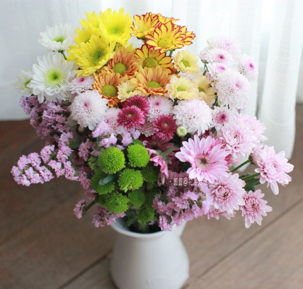 小雏菊鲜花新鲜三文鱼小雏菊洋甘菊太阳花小清新家庭插花姜花切花
