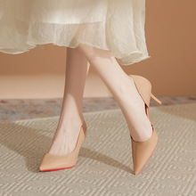 侧空红底裸色高跟鞋女2024夏季新款尖头漆皮性感细跟法式绝美单鞋