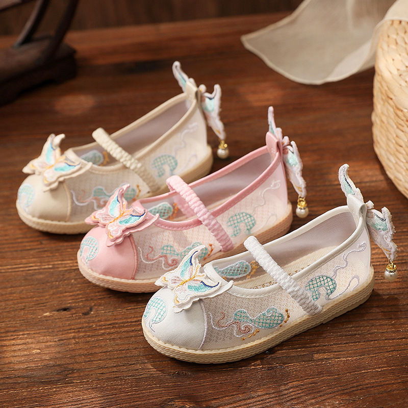 Children's Shoes Embroidered with Butterfly Embroidery Shoes