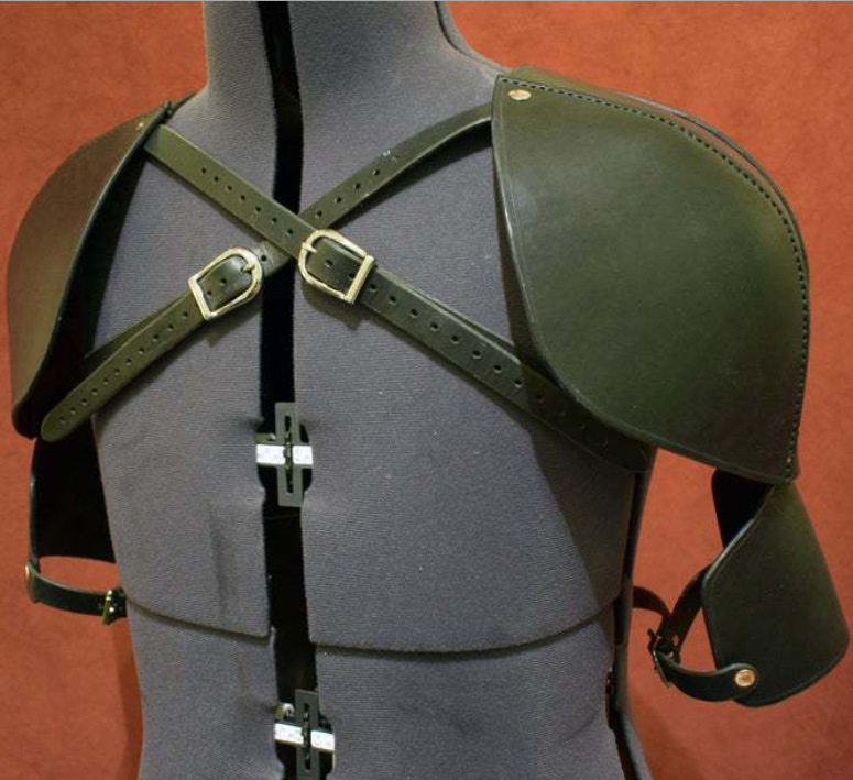 欧洲中世纪武士pu皮革护肩铠甲舞台剧表演cos摄影写真道具