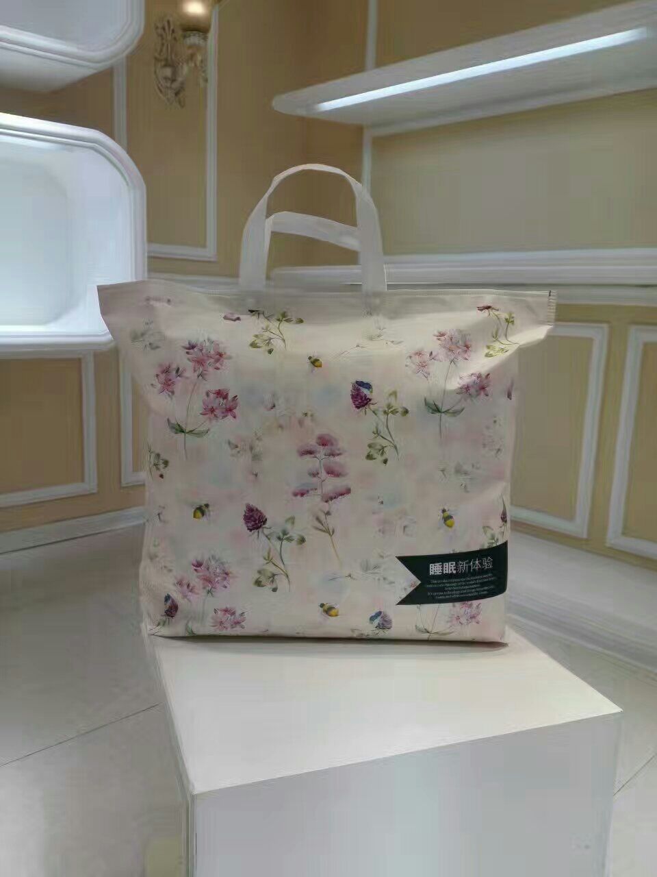 夏被太空被蚕丝被空调被包装袋四件套冰丝席珊瑚绒毛毯礼品包装袋