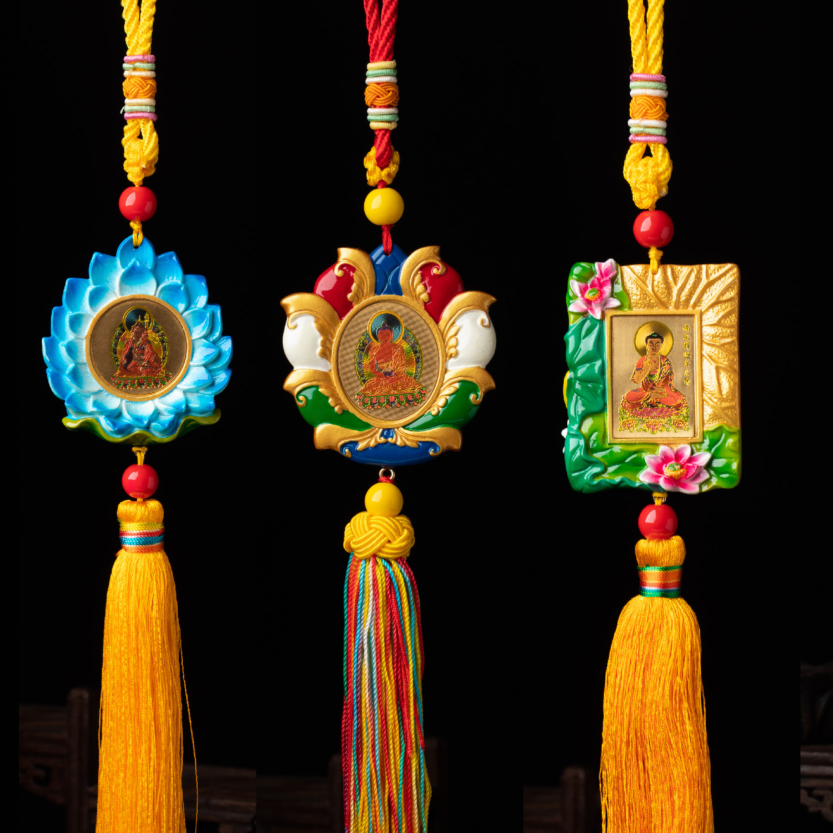 厂家佛教用品藏传佛像莲花彩绘流苏汽车车挂件包挂件挂饰寺庙景区