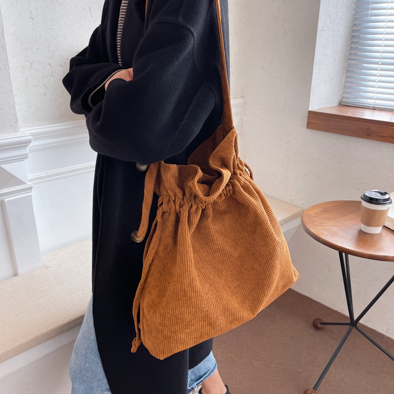 Japanese Style Artistic Canvas Bucket Bag Ins Leisure Corduroy Shoulder Bag Online Influencer Fashion Drawstring Ruffle Crossbody Bag
