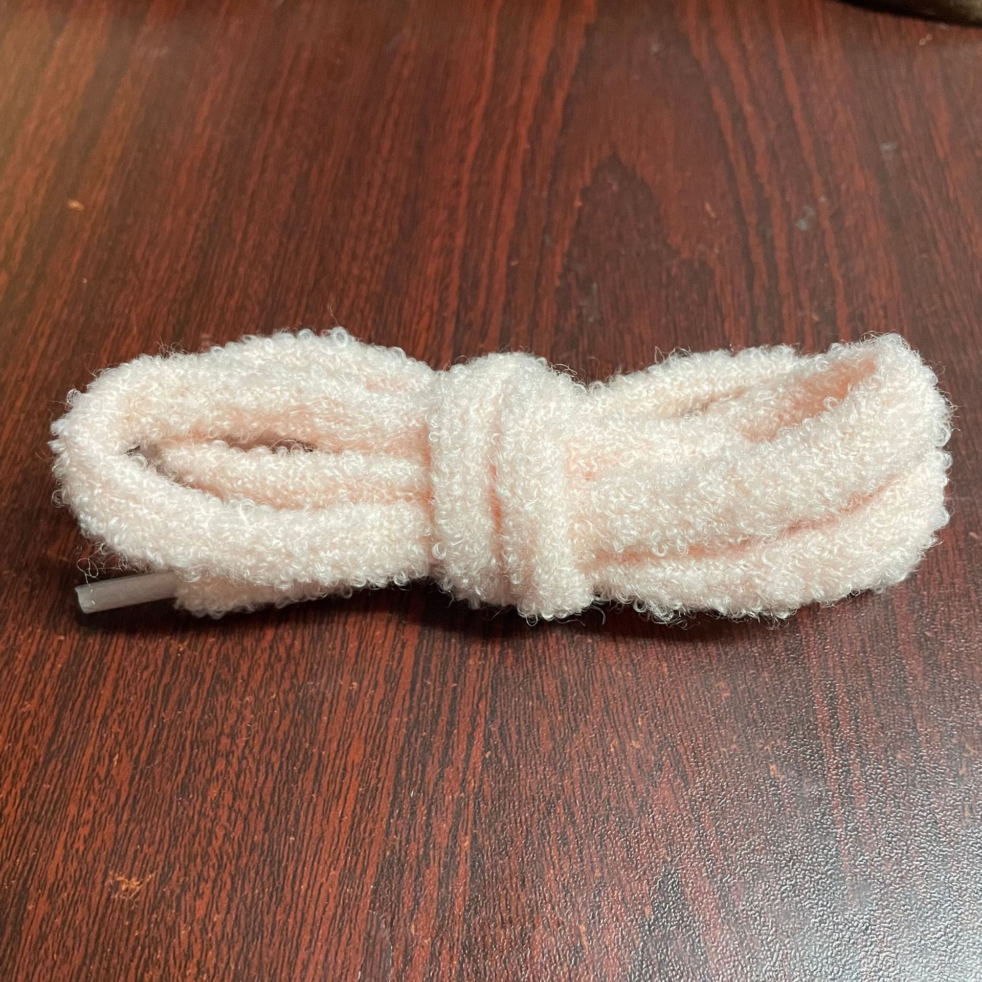 1cm宽毛绒绒扁平空心鞋带羊毛混纺粉色秋冬新品个性改款适配