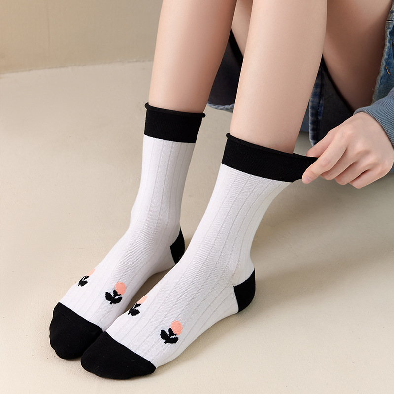 Women's Socks Autumn and Winter Mid-Calf Length Socks Women's Japanese Ins Fashion Bunching Socks Korean Style Sweet Cute Wild White Thigh High Socks