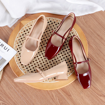 芙号 玛丽珍鞋韩版粗跟凉鞋女搭扣方头绊带漆皮低跟夏季女鞋-阿里巴巴