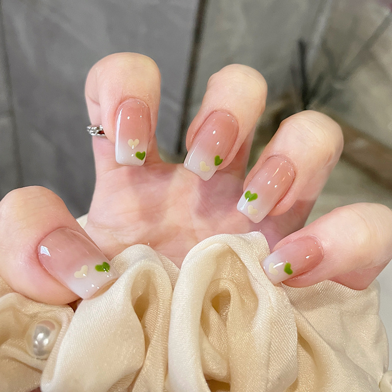 青提奶椰穿戴甲双色渐变指甲贴片爱心美甲片假指甲美甲贴成品甲片