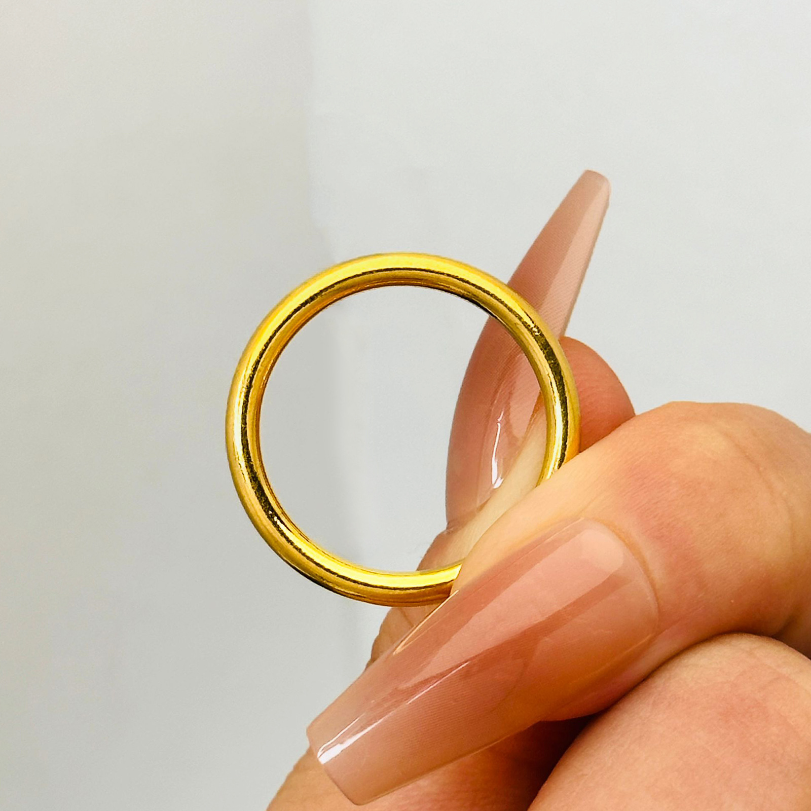 素圈仿传承光面金色古法新款钛钢戒指环情侣对戒送女友不掉色轻奢