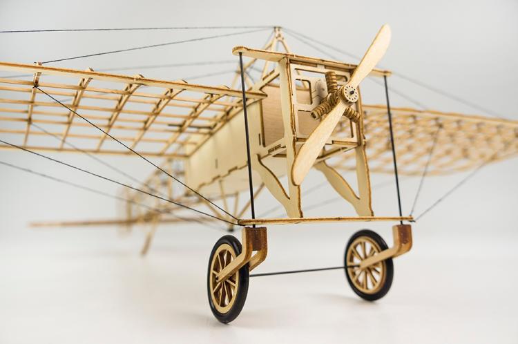 dwhobby木质拼装3d骨架飞机布莱里奥模型玩具拼图手工木制航模