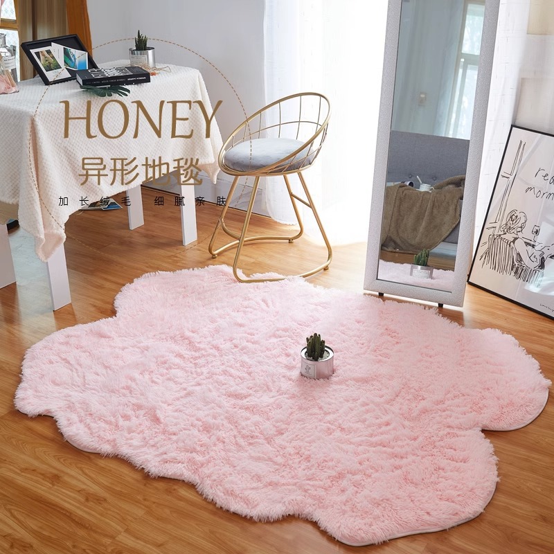 Bedroom Carpet Ins Style Home Room Decorative Girl Heart Bedside Blanket Cute Plush Irregular Carpet Mat