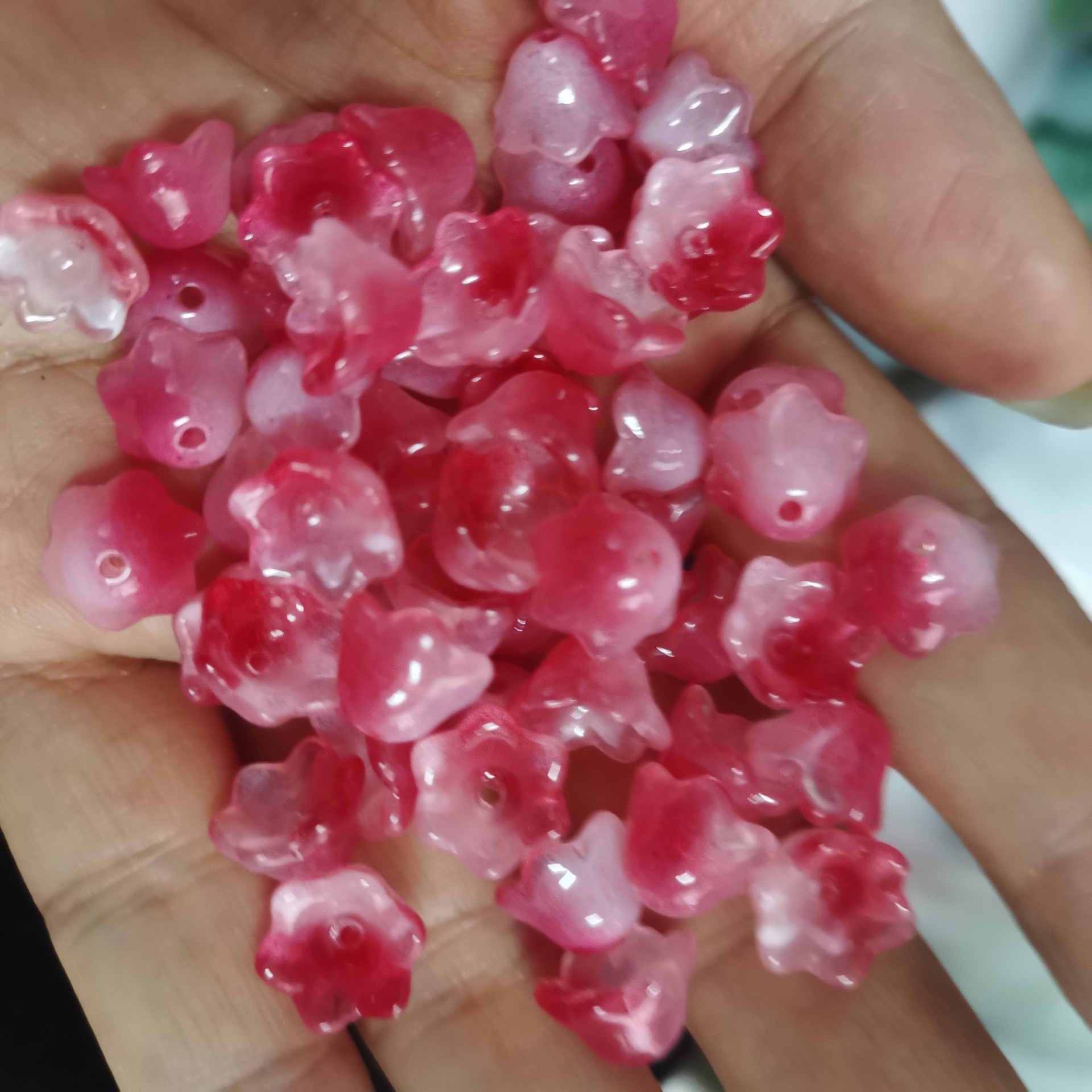 国产捷克琉璃花瓣12mm铃兰花瓣2022新款水抹色果冻渐变色古风爆款