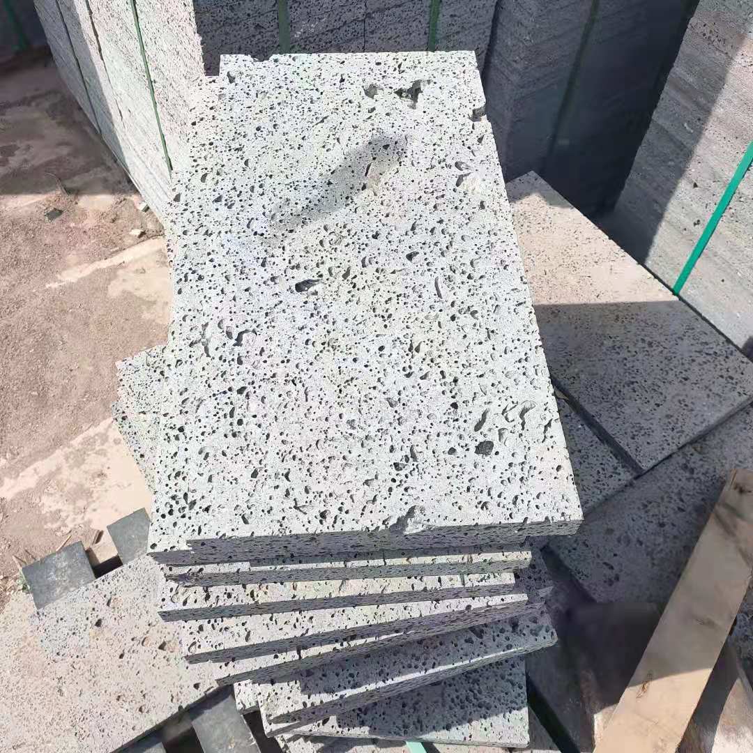 红色黑色火山石板火山岩板 内外墙装饰火山岩板 园艺建筑装饰板材