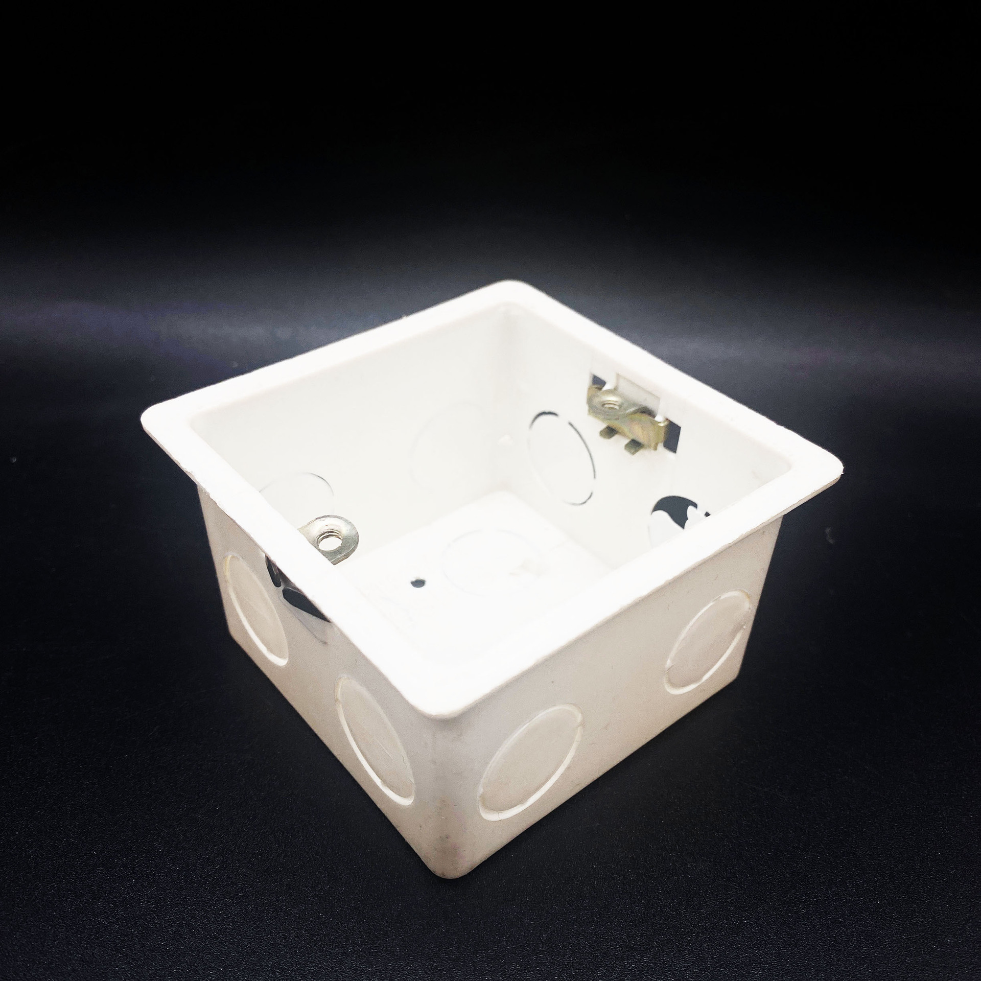 暗线盒 86型墙壁开关盒 经济款工程用 可进20管大量批发50深度