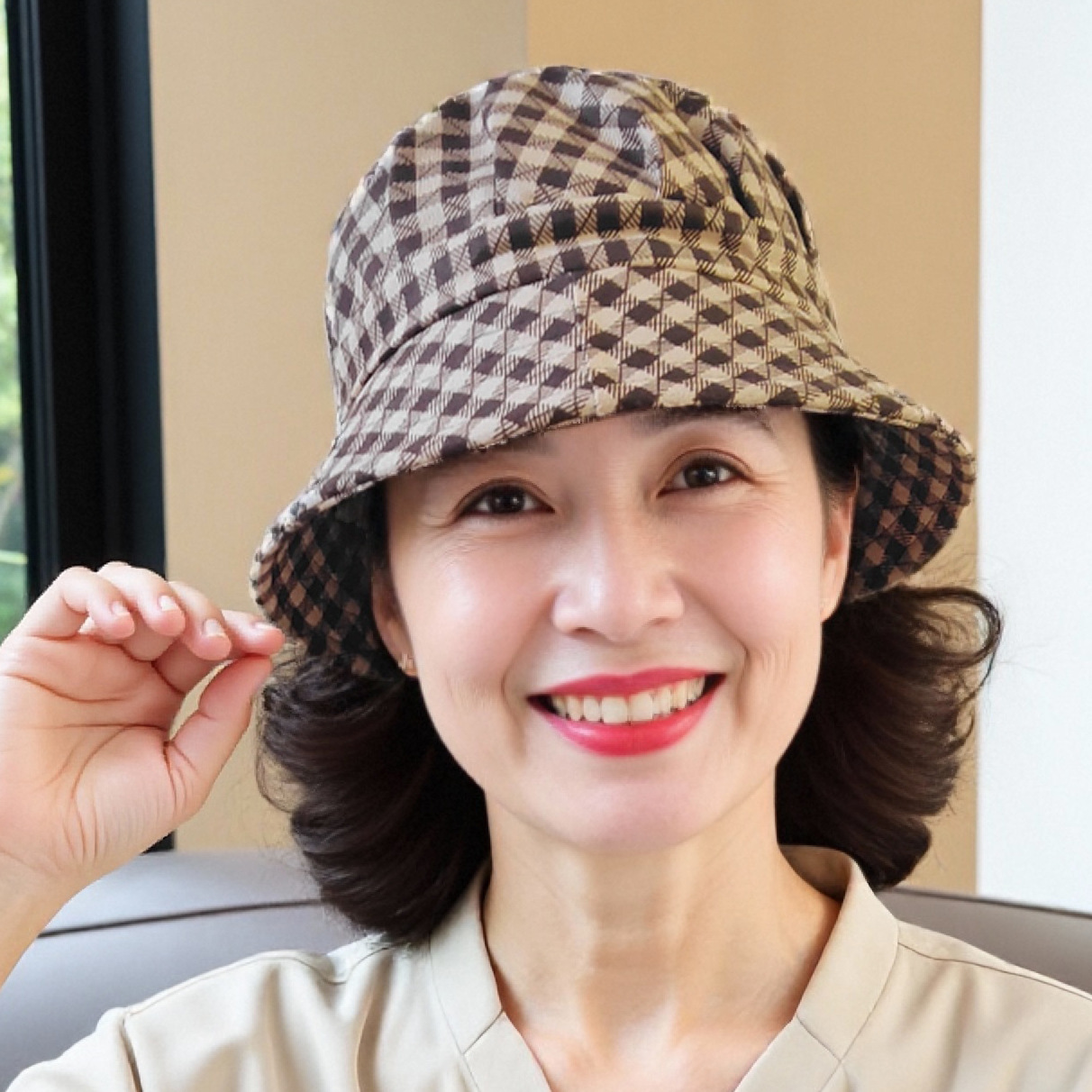 秋冬季女士中老年盆帽格纹女渔夫帽显脸小天丝棉保暖遮阳帽子百搭