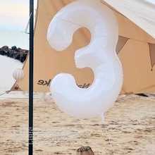 森系ins风白色数字铝膜气球40寸超大号儿童生日派对装饰拍照道具