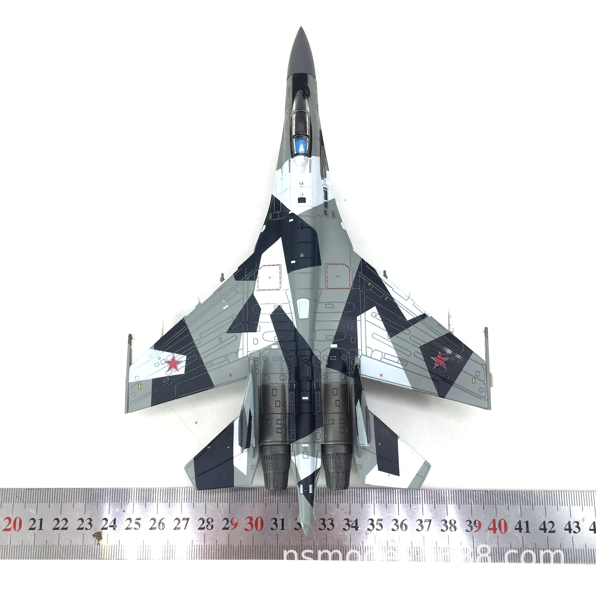 1/100俄罗斯苏35超级侧位多用途su-35战斗机仿真合金军事模型成品