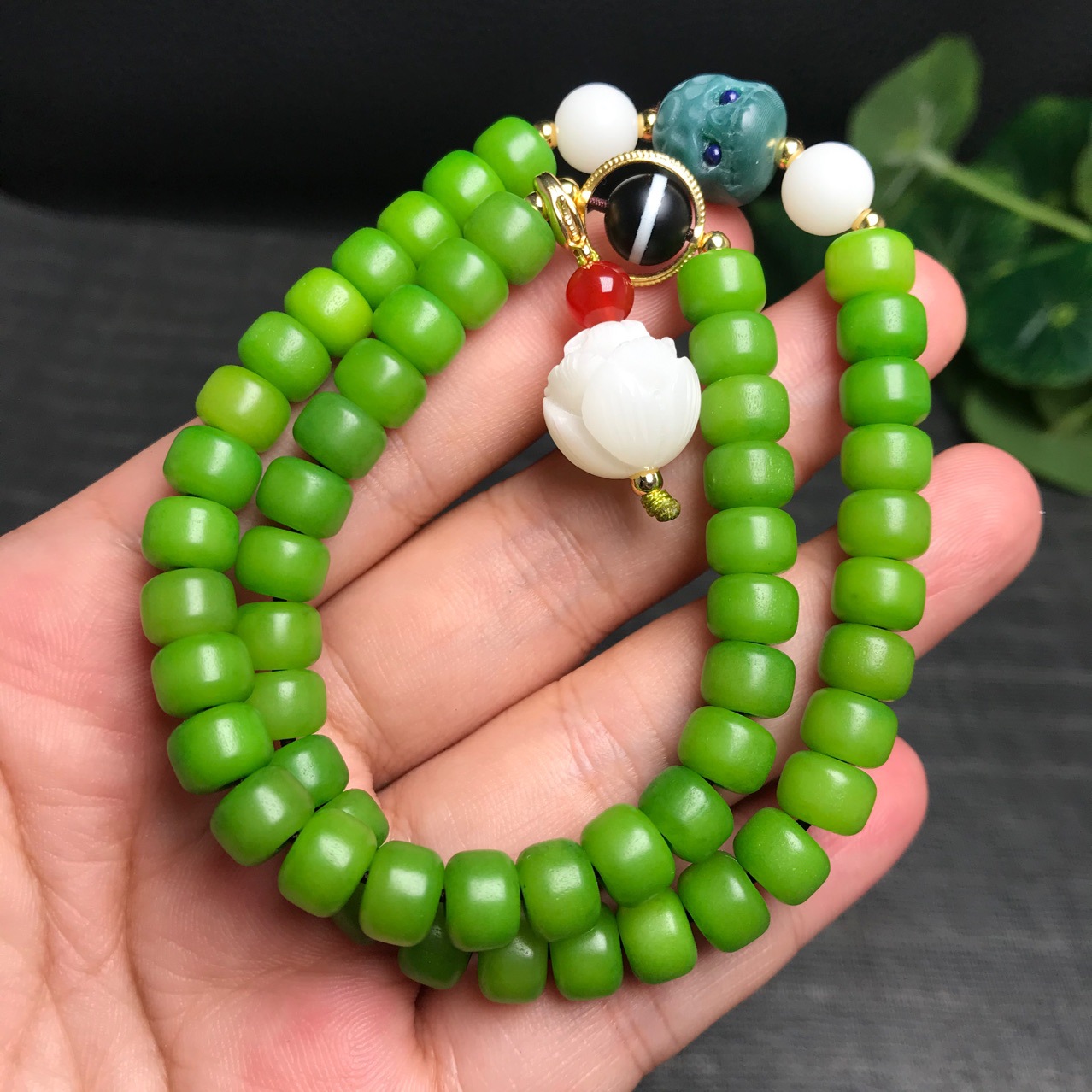 恒信艺品原创抖音直播供货碧玉绿菩提两圈款手链阴皮阿呆款手串