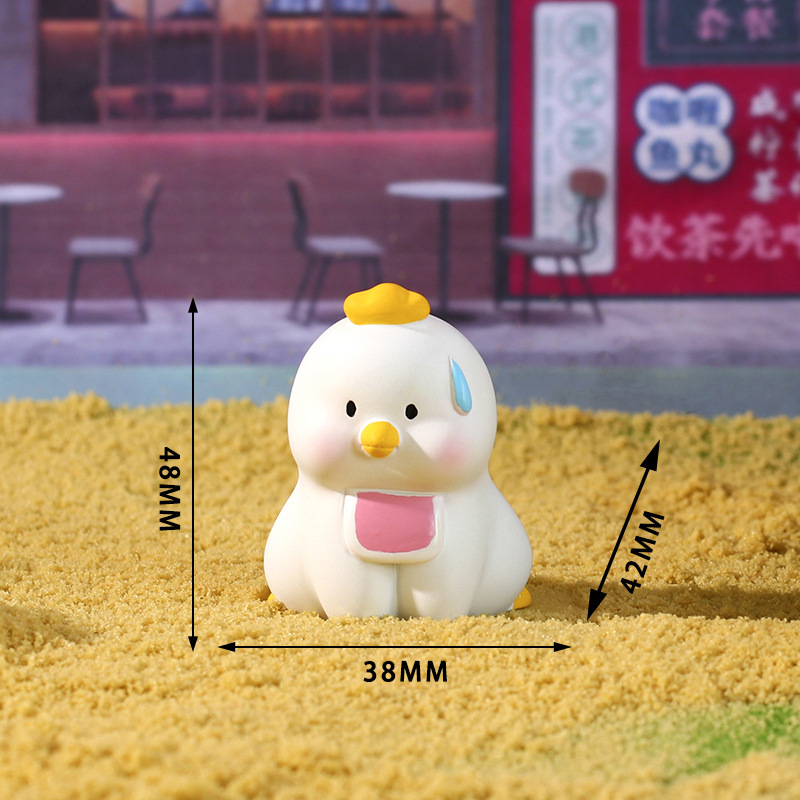 Cute Cute Little Chicken Resin Cartoon Doll Office Computer Desktop Decoration Car Interior Decoration Gift