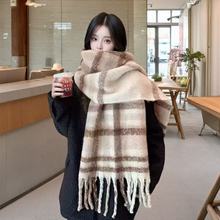 新款马海毛格子围巾批发女学生情侣韩版冬季百搭加厚保暖流苏围脖