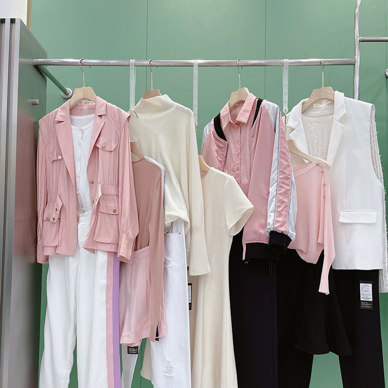 舍念品牌折扣女装外套大牌清仓撤柜杂款上衣裙子尾货直播一手货源