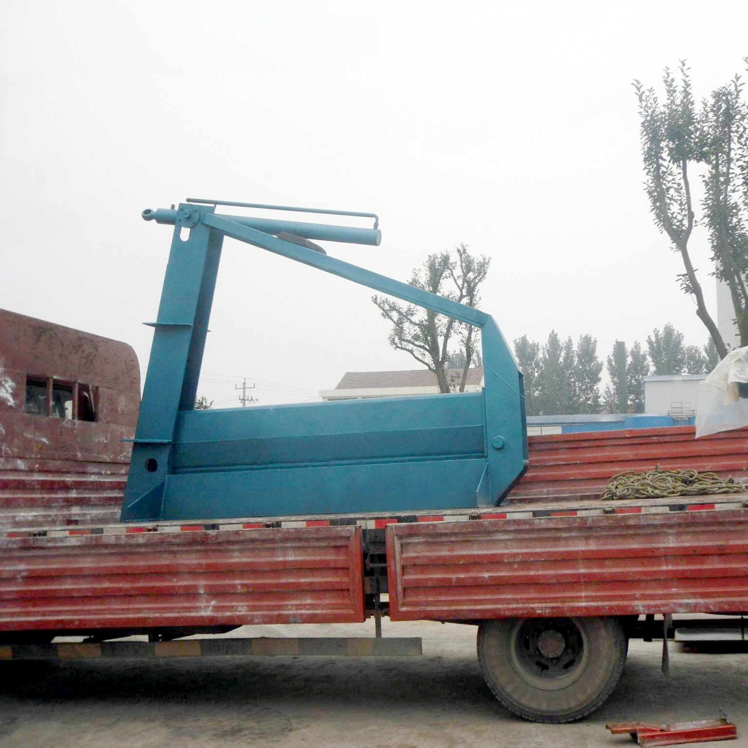 1200型液压铡刀式劈木机 自动龙门式树墩劈木机 木材加工劈木设备