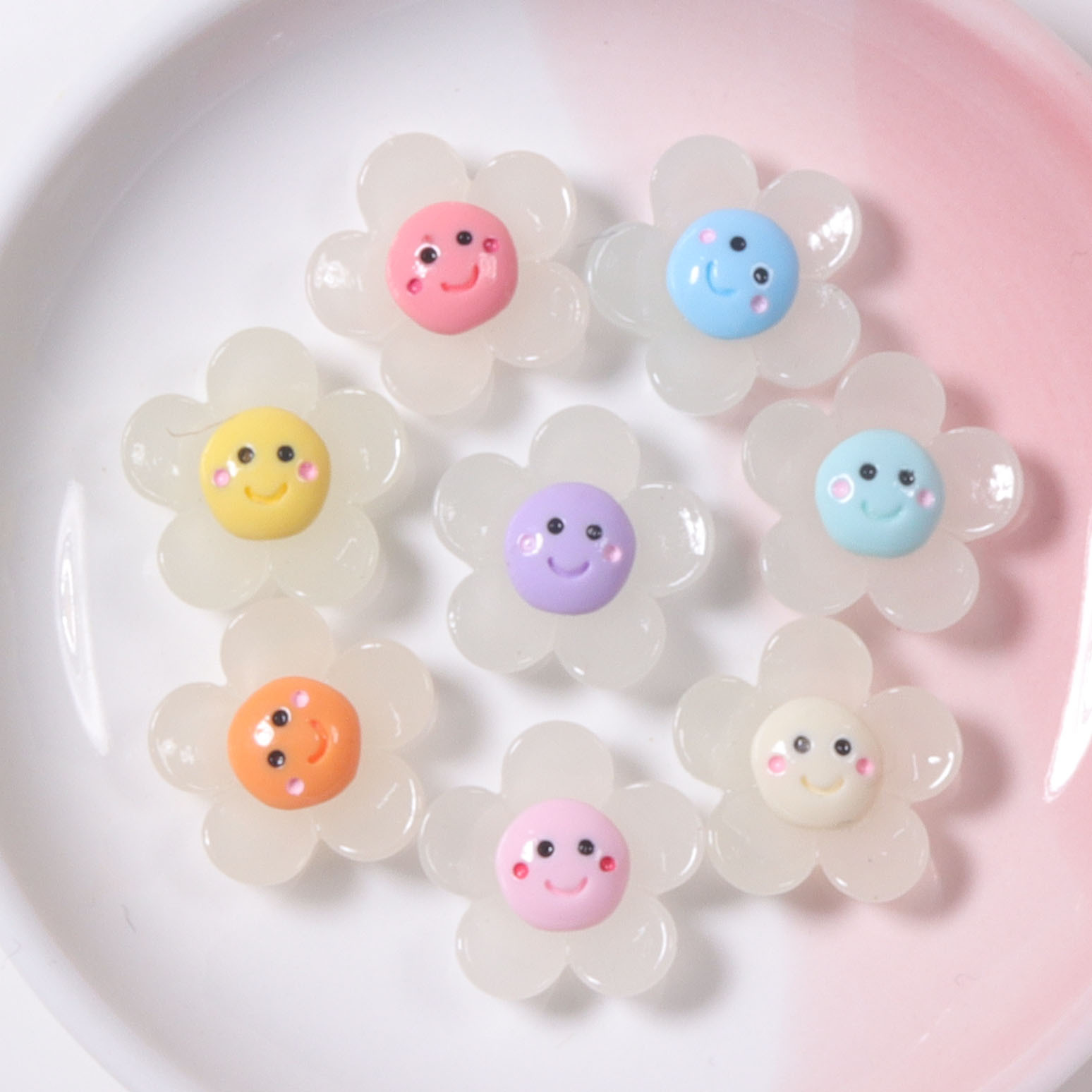 夜光笑脸小花 树脂饰品配件 diy奶油手机壳 收纳盒头饰趣味贴片